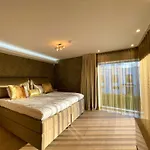 Magnolia House With Indoor Swimming Pool And Sauna Holiday home Tallinn