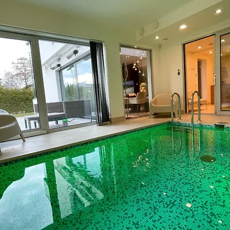 Magnolia House With Indoor Swimming Pool And Sauna Tallinn