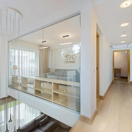Magnolia House With Indoor Swimming Pool And Sauna