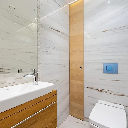 Holiday home Magnolia House With Indoor Swimming Pool And Sauna