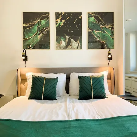 بيت للعطل Magnolia House With Indoor Swimming Pool And Sauna تالين