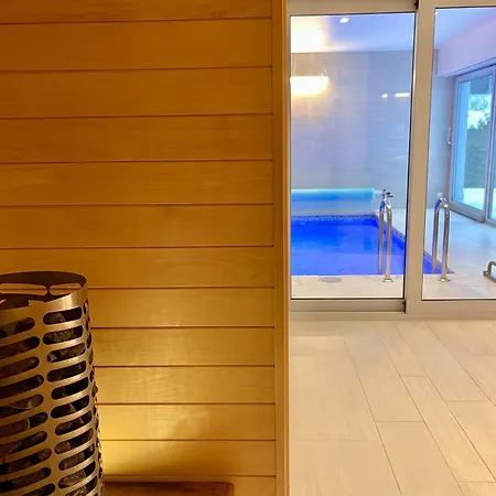 別荘 Magnolia House With Indoor Swimming Pool And Sauna *