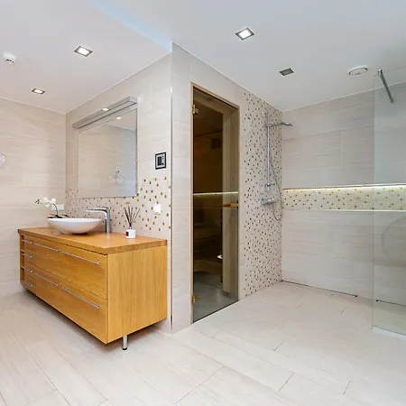 Magnolia House With Indoor Swimming Pool And Sauna * Tallinn
