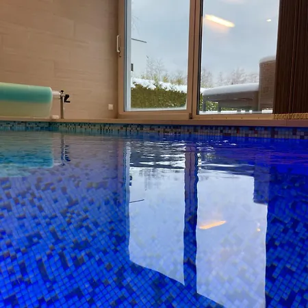 別荘 Magnolia House With Indoor Swimming Pool And Sauna