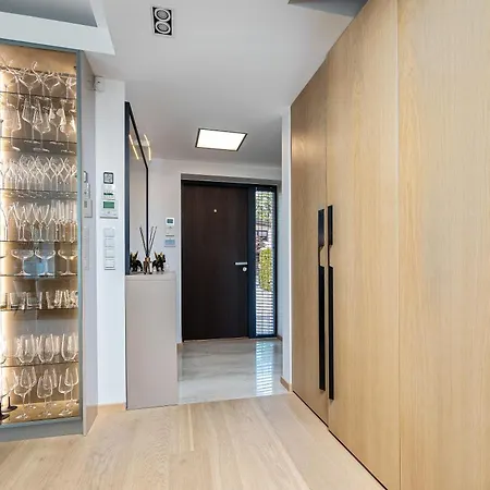 Magnolia House With Indoor Swimming Pool And Sauna *