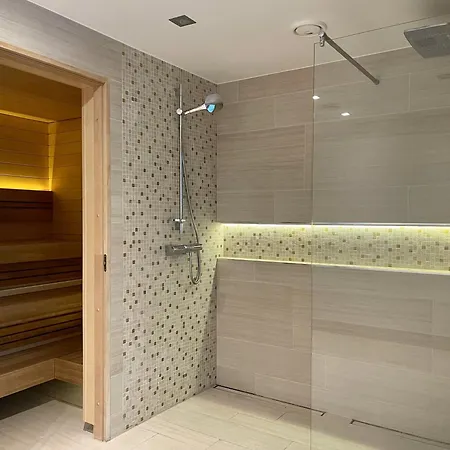 Magnolia House With Indoor Swimming Pool And Sauna Tallinn
